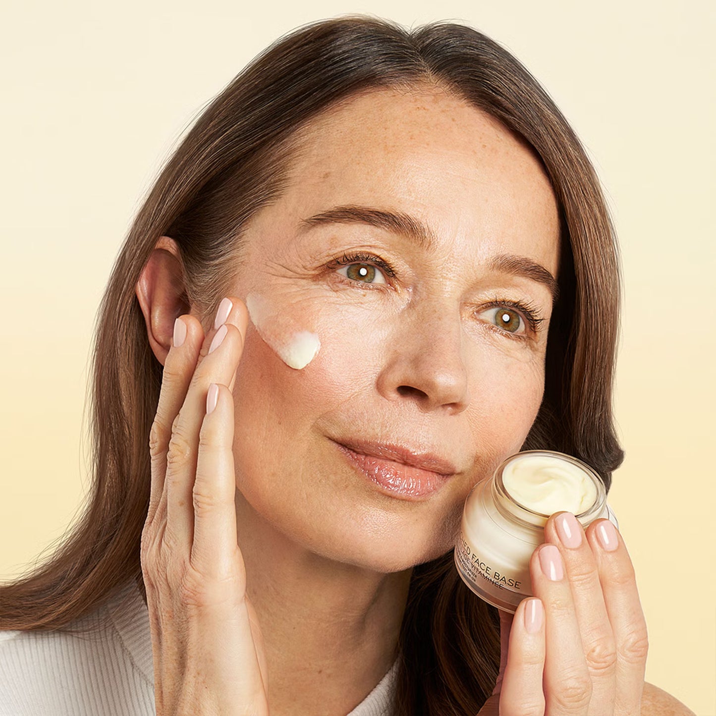 Bobbi Brown Vitamin Enriched Face Base