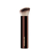 فرشاة كريم الأساس Hourglass Vanish