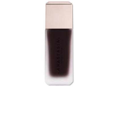 Impeccable Blurring Second Skin Matte Foundation