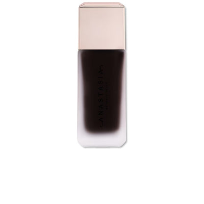 Impeccable Blurring Second Skin Matte Foundation
